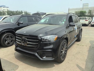 奔驰GLS450  24款 GLS450 7座 AMG包 顶级内饰包 美规