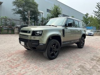 卫士  23款 110 四门 3.0T 柴油D200 SE 欧规